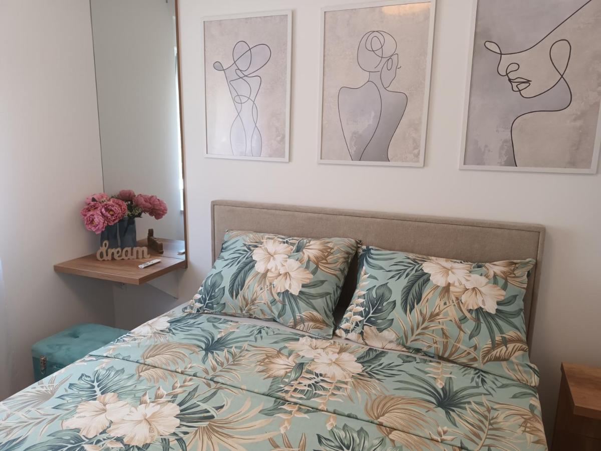 Dreams Apartment Kastela Exterior photo